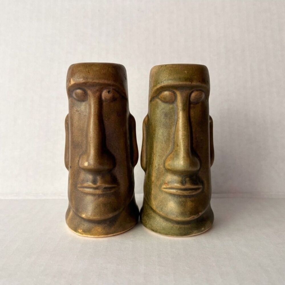Vintage Kahiki Supper Club Salt & Pepper Shakers 4.5" Moai Tiki Head